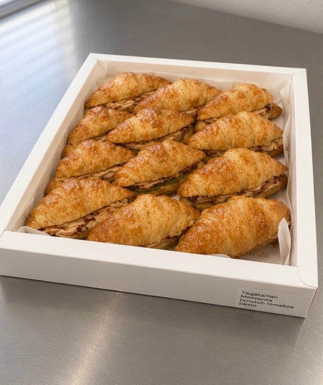 The Brunch Square Layer Box